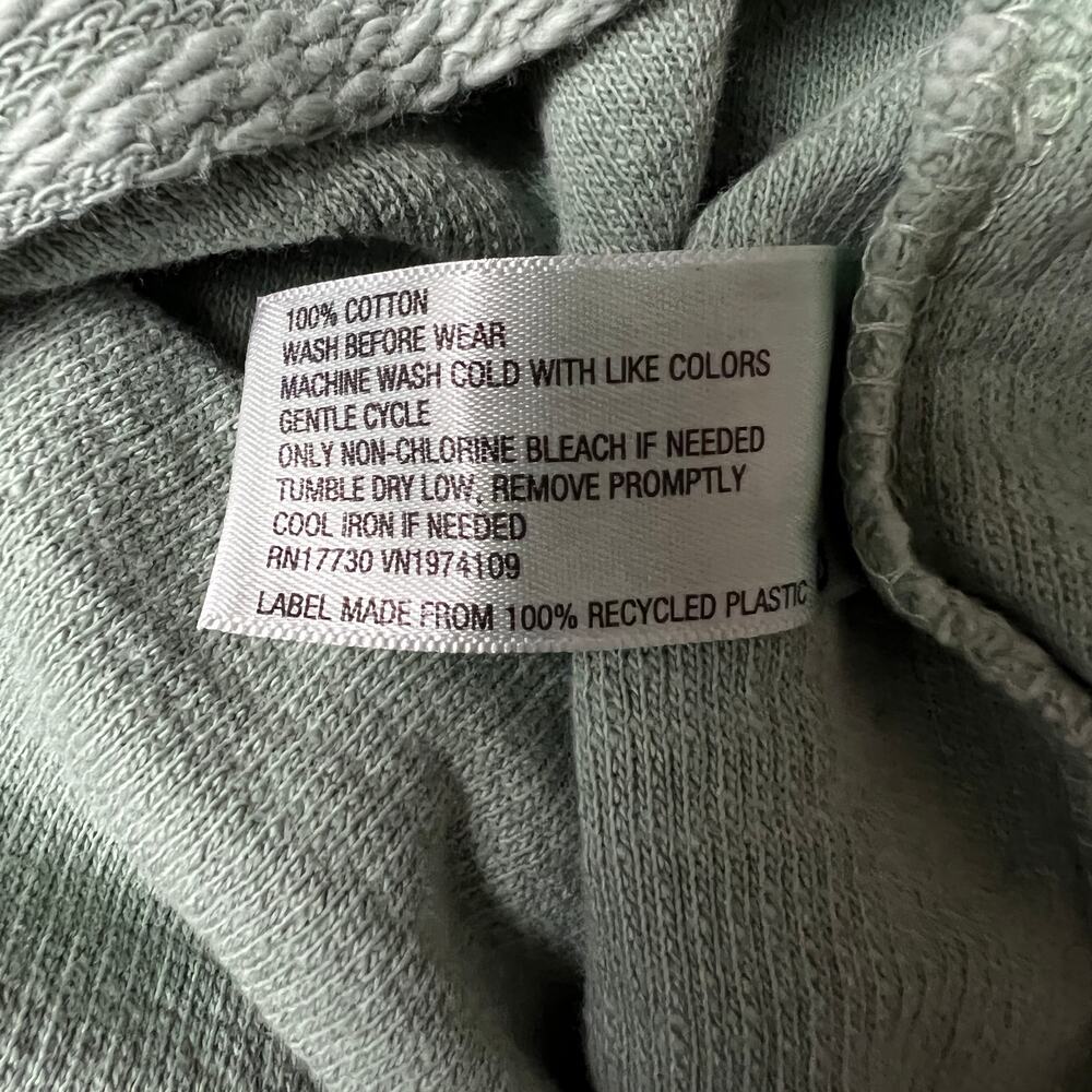 Universal Thread Women's Light Green Crewneck Swe… - image 5